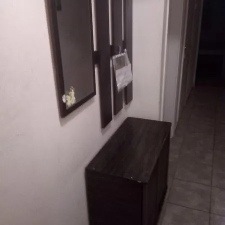 Apartmán 2 Bedroom Center- *