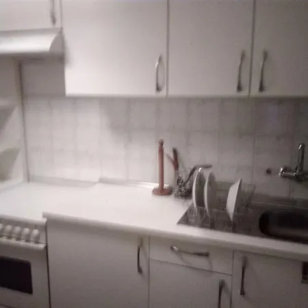 2 Bedroom Center-