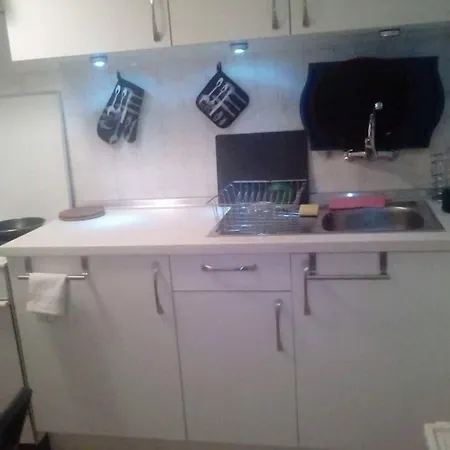2 Bedroom Center- *